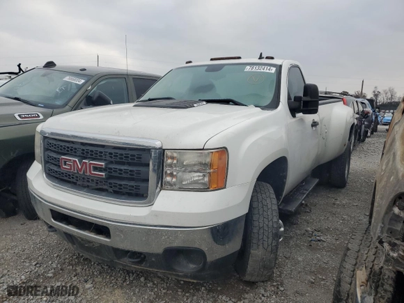 2014 GMC Sierra 3500HD Work Truck with VIN 1GT322CG0EF115990, listed as a Copart auction lot 78132414 with 121,471 mi miles and Salvage Title. Bid and sale history available at carsss.com. Image 1.