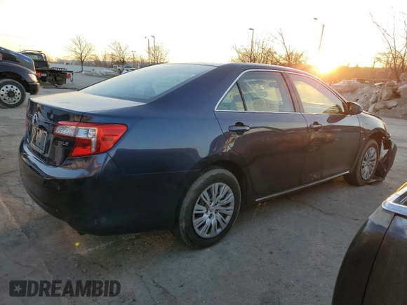 2014 Toyota Camry L with VIN 4T4BF1FK1ER410622, listed as a Copart auction lot 42907405 with 110,077 mi miles and Salvage Title. Bid and sale history available at carsss.com. Image 3.