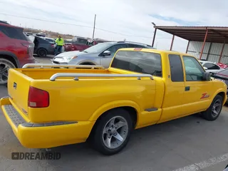 2003 GMC Sonoma SLS with VIN 1GTCS19X938196135, listed as a IAAI auction lot 41528855 with 109,963 mi miles. Bid and sale history available at carsss.com. Image 13.