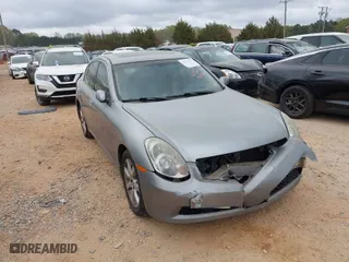 2006 Infiniti G35 Sedan with VIN JNKCV51F66M615215, listed as a IAAI auction lot 41912352 with 300,559 mi miles. Bid and sale history available at carsss.com. Image 1.