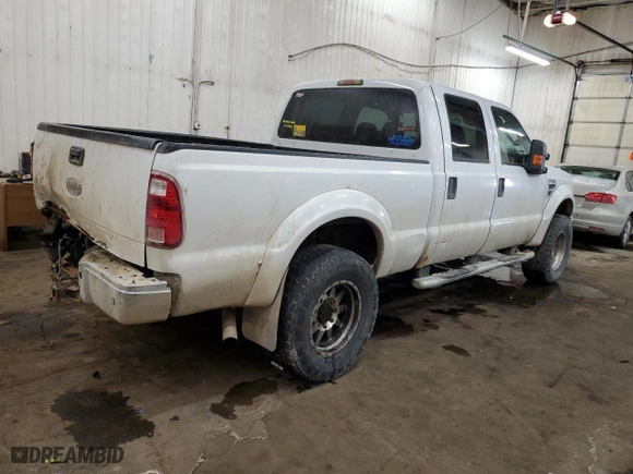 2009 Ford Super Duty F-250 SRW XL with VIN 1FTSW21539EA33653, listed as a Copart auction lot 45404415 with 172,748 mi miles and Salvage Title. Bid and sale history available at carsss.com. Image 3.