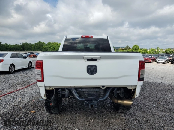 2021 Ram 2500 Big Horn with VIN 3C6UR5DL0MG656149, listed as a Copart auction lot 57332895 with 196,699 mi miles and Salvage title. Bid and sale history available at DreamBid. Image 6.
