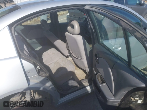 2005 Saturn ION with VIN 1G8AJ52F55Z133026, listed as a IAAI auction lot 41959676 with 124,978 mi miles. Bid and sale history available at carsss.com. Image 8.