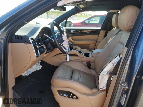 2020 Porsche Cayenne Turbo S E-Hybrid с VIN WP1AA2AY8LDA06688, выставлен на аукционе Copart как лот 55681145 с пробегом Не указан миль и Списание • Salvage title. История ставок и продаж доступна на DreamBid. Изображение 7.