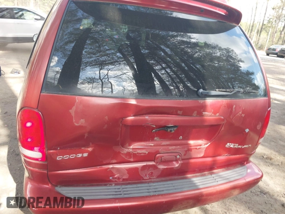 2000 Dodge Grand Caravan with VIN 1B4GT44L4YB570744, listed as a IAAI auction lot 41934100 with 174,579 mi miles and . Bid and sale history available at DreamBid. Image 6.