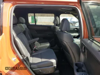 2025 Hyundai Santa Fe Calligraphy z VIN 5NMP54GL3SH074443, wystawiony jako Copart lot #49164985 z przebiegiem 295 mil mil oraz Szkoda całkowita • Salvage title. Historia ofert i sprzedaży dostępna na DreamBid. Obrazek 11.