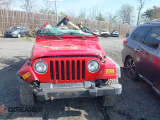 2004 Jeep Wrangler Sport with VIN 1J4FA49S14P803149, listed as a IAAI auction lot 42022481 with Not Provided miles. Bid and sale history available at carsss.com. Image 12.