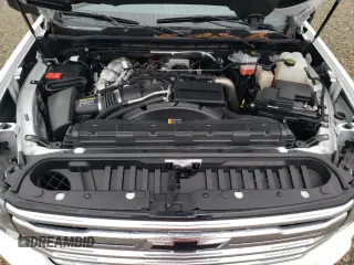 2024 Chevrolet Silverado 3500HD High Country with VIN 1GC4YVEY4RF106354, listed as a Copart auction lot 84701304 with 17,933 mi miles and Salvage Title. Bid and sale history available at carsss.com. Image 11.