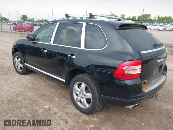 2005 Porsche Cayenne S z VIN WP1AB29PX5LA65808, wystawiony jako IAAI lot #42397267 z przebiegiem 238 084 mil mil oraz . Historia ofert i sprzedaży dostępna na DreamBid. Obrazek 3.