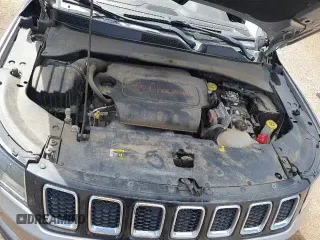 2019 Jeep Compass Limited с VIN 3C4NJDCB8KT767625, выставлен на аукционе Copart как лот 70558285 с пробегом 71 390 миль миль и Списание • Salvage title. История ставок и продаж доступна на DreamBid. Изображение 16.