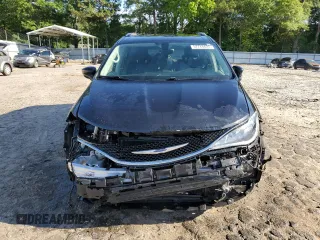 2019 Chrysler Pacifica Touring L with VIN 2C4RC1BG8KR537514, listed as a Copart auction lot 57788625 with 129,346 mi miles and Salvage title. Bid and sale history available at DreamBid. Image 5.