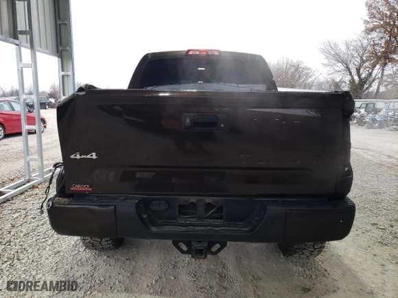 2018 Toyota Tundra 4WD SR5 with VIN 5TFAW5F15JX742032, listed as a Copart auction lot 83855754 with 82,476 mi miles and Salvage Title. Bid and sale history available at carsss.com. Image 6.