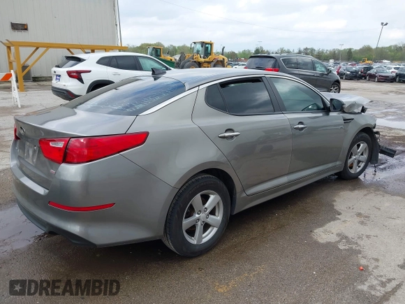 2015 Kia Optima LX z VIN 5XXGM4A78FG382856, wystawiony jako IAAI lot #42170669 z przebiegiem 101 964 mil mil oraz . Historia ofert i sprzedaży dostępna na DreamBid. Obrazek 4.
