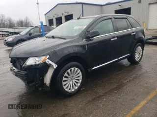 2013 Lincoln MKX z VIN 2LMDJ6JK2DBL00922, wystawiony jako Copart lot #51135485 z przebiegiem 200 040 mil mil oraz Szkoda całkowita • Salvage title. Historia ofert i sprzedaży dostępna na DreamBid. Obrazek 1.