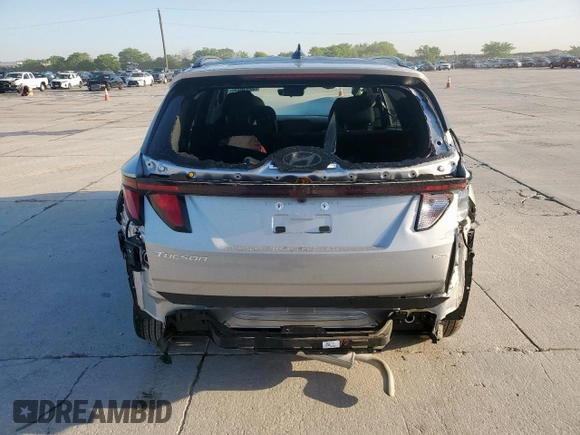 2025 Hyundai Tucson SEL with VIN 5NMJBCDE2SH453013, listed as a Copart auction lot 52710235 with 4,447 mi miles and Salvage Title. Bid and sale history available at carsss.com. Image 6.