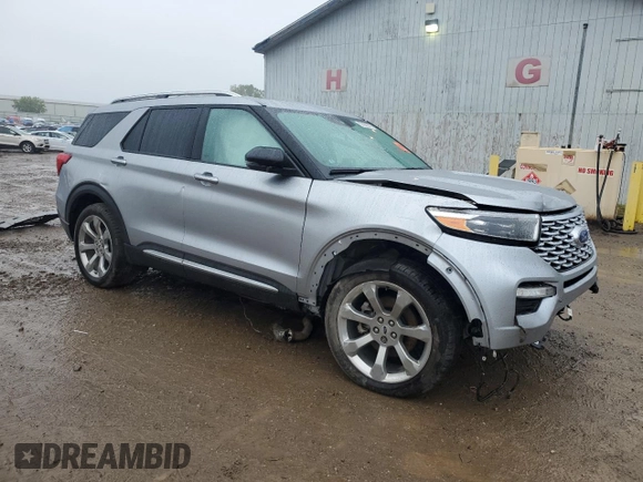 2020 Ford Explorer Platinum with VIN 1FM5K8HC7LGB27963, listed as a Copart auction lot 57850235 with 110,297 mi miles and Salvage title. Bid and sale history available at DreamBid. Image 4.
