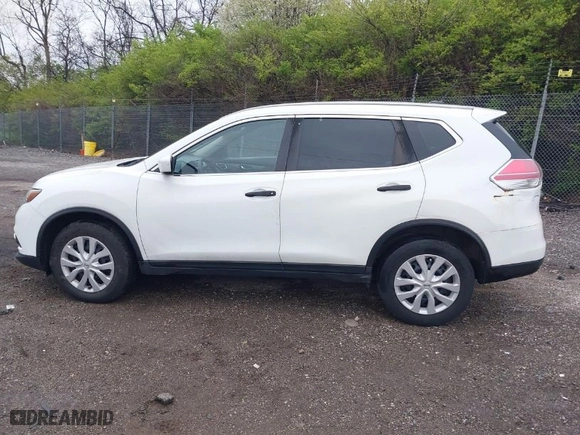 2016 Nissan Rogue S with VIN KNMAT2MV3GP723940, listed as a IAAI auction lot 41989418 with 131,183 mi miles. Bid and sale history available at carsss.com. Image 15.
