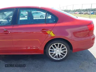 2012 Volkswagen Jetta SE with VIN 3VWDP7AJ4CM127393, listed as a IAAI auction lot 42352411 with 146,605 mi miles and . Bid and sale history available at DreamBid. Image 15.