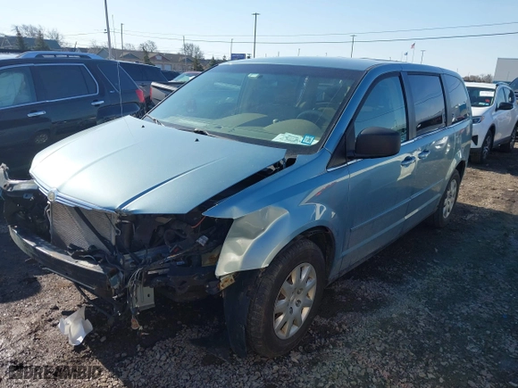 2010 Chrysler Town & Country LX with VIN 2A4RR4DE8AR149266, listed as a IAAI auction lot 41766920 with 139,803 mi miles. Bid and sale history available at carsss.com. Image 18.