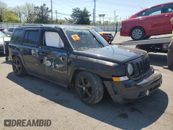2014 Jeep Patriot Altitude with VIN 1C4NJPBA1ED715273, listed as a Copart auction lot 54335405 with 118,975 mi miles and Salvage Title. Bid and sale history available at DreamBid. Image 4.