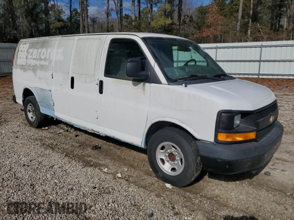 2014 Chevrolet Express Cargo Van with VIN 1GCWGGBA3E1210372, listed as a Copart auction lot 42110205 with 124,309 mi miles and Clean Title. Bid and sale history available at carsss.com. Image 4.