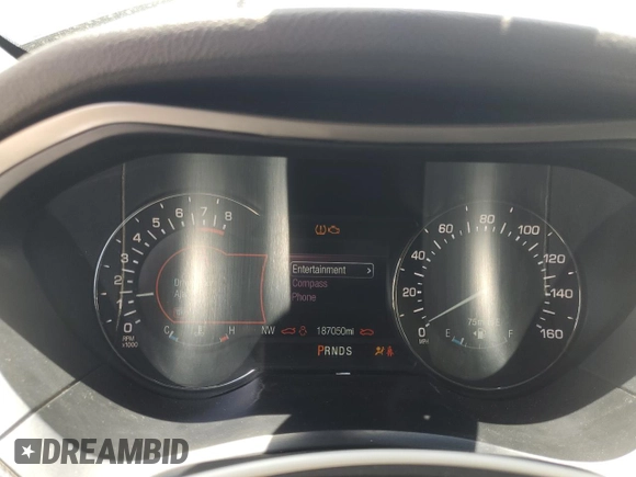 2014 Lincoln MKZ z VIN 3LN6L2GK3ER828065, wystawiony jako Copart lot #56925665 z przebiegiem 187 050 mil mil oraz Szkoda całkowita • Salvage title. Historia ofert i sprzedaży dostępna na DreamBid. Obrazek 9.