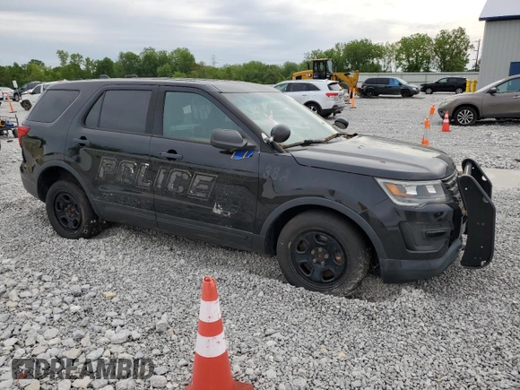 2016 Ford Police Interceptor Utility z VIN 1FM5K8AR0GGB44690, wystawiony jako Copart lot #58397525 z przebiegiem 73 250 mil mil oraz Tytuł czysty. Historia ofert i sprzedaży dostępna na DreamBid. Obrazek 4.