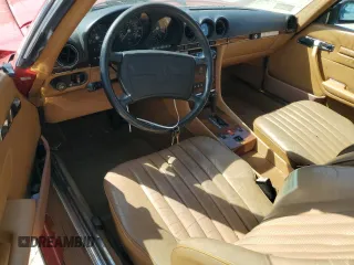 1988 Mercedes-Benz 560 Series 560SL with VIN WDBBA48D5JA091300, listed as a Copart auction lot 53712135 with 77,692 mi miles and Clean Title. Bid and sale history available at carsss.com. Image 8.