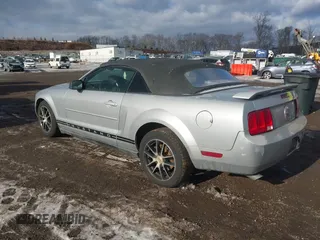 2006 Ford Mustang Standard with VIN 1ZVFT84N265143353, listed as a IAAI auction lot 41535584 with 149,857 mi miles and . Bid and sale history available at carsss.com. Image 3.
