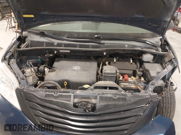 2011 Toyota Sienna with VIN 5TDZK3DC8BS125884, listed as a IAAI auction lot 41998890 with 249,193 mi miles. Bid and sale history available at carsss.com. Image 10.