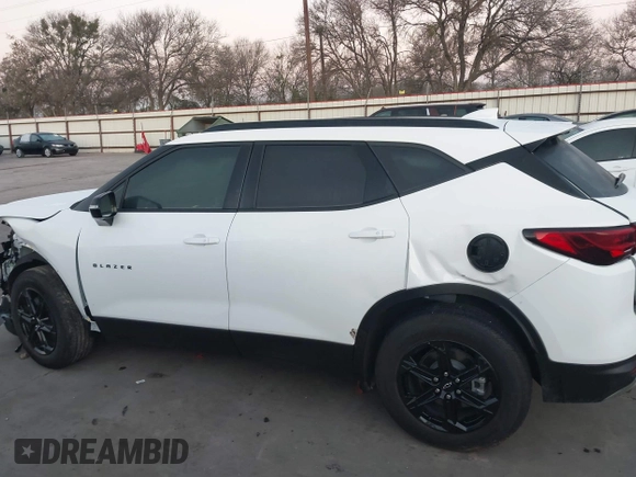 2024 Chevrolet Blazer LT with VIN 3GNKBDR44RS206273, listed as a IAAI auction lot 41158653 with Not provided miles and . Bid and sale history available at DreamBid. Image 13.