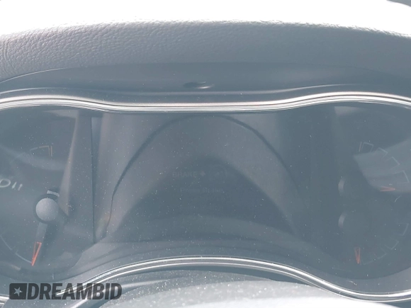 2019 Jeep Grand Cherokee Upland with VIN 1C4RJFAG9KC674720, listed as a IAAI auction lot 40002864 with Not Provided miles and . Bid and sale history available at DreamBid. Image 15.