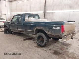 1996 Ford F-250 with VIN 1FTHX26F1TEB38000, listed as a IAAI auction lot 41199942 with 324,532 mi miles. Bid and sale history available at carsss.com. Image 3.