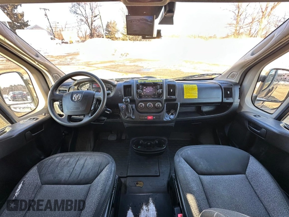 2020 Ram ProMaster Cargo with VIN 3C6URVJG0LE140262, listed as a Copart auction lot 45997525 with 64,477 mi miles and Clean Title. Bid and sale history available at carsss.com. Image 9.