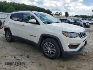 2019 Jeep Compass Altitude with VIN 3C4NJCBB0KT692494, listed as a Copart auction lot 60972975 with 75,517 mi miles and Salvage title. Bid and sale history available at DreamBid. Image 4.