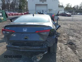 2022 Honda Civic Sedan Sport with VIN 2HGFE2F58NH538170, listed as a IAAI auction lot 41775165 with 12,997 mi miles. Bid and sale history available at carsss.com. Image 15.