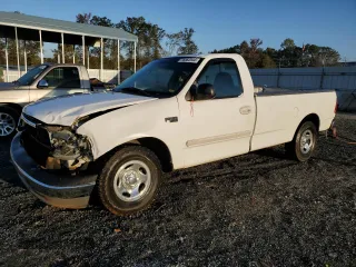 2003 Ford F-150 XL with VIN 1FTRF17W33NB06536, listed as a Copart auction lot 76062544 with 204,435 mi miles and Non Repairable. Bid and sale history available at DreamBid. Image 1.