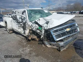 2015 Chevrolet Silverado 1500 LT with VIN 3GCUKREC6FG507279, listed as a IAAI auction lot 41669208 with 1 mi miles. Bid and sale history available at carsss.com. Image 1.