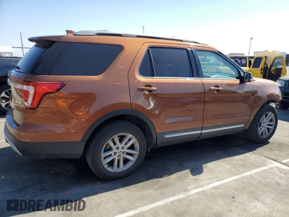 2017 Ford Explorer XLT with VIN 1FM5K7DH9HGA60625, listed as a Copart auction lot 46456765 with 91,824 mi miles and Salvage Title. Bid and sale history available at carsss.com. Image 3.