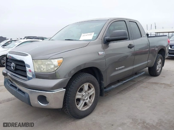 2007 Toyota Tundra SR5 with VIN 5TBRV54107S472417, listed as a IAAI auction lot 41547182 with 189,640 mi miles. Bid and sale history available at carsss.com. Image 2.