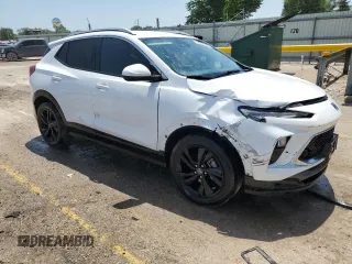 2024 Buick Encore GX Sport Touring с VIN KL4AMESL1RB214164, выставлен на аукционе Copart как лот 65449535 с пробегом 24 529 миль миль и Чистый • Clean title. История ставок и продаж доступна на DreamBid. Изображение 4.