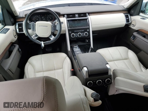 2018 Land Rover Discovery HSE z VIN SALRR2RV9JA071841, wystawiony jako Copart lot #57909925 z przebiegiem 112 020 mil mil oraz Czysty tytuł • Clean title. Historia ofert i sprzedaży dostępna na DreamBid. Obrazek 8.