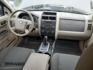 2009 Ford Escape XLS z VIN 1FMCU92759KB19563, wystawiony jako Copart lot #86012594 z przebiegiem 98 615 mil mil oraz Czysty tytuł • Clean title. Historia ofert i sprzedaży dostępna na DreamBid. Obrazek 8.