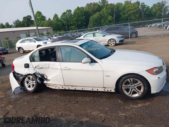 2008 BMW 3 Series 328xi с VIN WBAVC93578K042901, выставлен на аукционе IAAI как лот 42414519 с пробегом 157 959 миль миль и . История ставок и продаж доступна на DreamBid. Изображение 6.