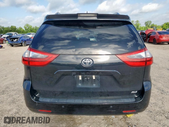 2020 Toyota Sienna XLE Auto Access Seat z VIN 5TDYZ3DC3LS081091, wystawiony jako Copart lot #60678655 z przebiegiem 121 443 mil mil oraz Szkoda całkowita • Salvage title. Historia ofert i sprzedaży dostępna na DreamBid. Obrazek 6.