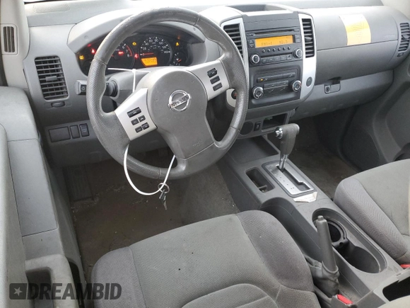 2014 Nissan Frontier S z VIN 1N6BD0CT7EN763840, wystawiony jako Copart lot #42619005 z przebiegiem 164 055 mil mil oraz Czysty tytuł • Clean title. Historia ofert i sprzedaży dostępna na DreamBid. Obrazek 8.
