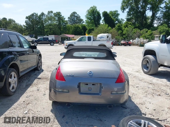 2008 Nissan 350Z Touring with VIN JN1BZ36A78M851719, listed as a IAAI auction lot 42181525 with 129,884 mi miles. Bid and sale history available at carsss.com. Image 15.