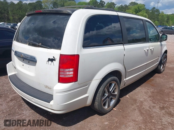 2008 Chrysler Town & Country Touring with VIN 2A8HR54P68R844616, listed as a IAAI auction lot 42020454 with 1 mi miles. Bid and sale history available at carsss.com. Image 4.