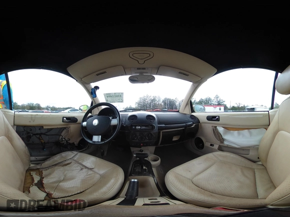 2004 Volkswagen Beetle with VIN 3VWCM21Y64M306721, listed as a IAAI auction lot 41611494 with 183,434 mi miles and . Bid and sale history available at DreamBid. Image 18.