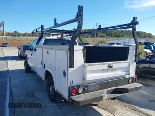 2007 Chevrolet Silverado 1500 with VIN 1GBHC29D37E134322, listed as a IAAI auction lot 41794042 with 206,020 mi miles and . Bid and sale history available at DreamBid. Image 3.